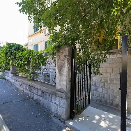 Appartement Bartulin Split